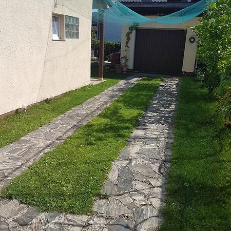 Charming House "Luisi" In Green Garden Maribor 75M2 エクステリア 写真